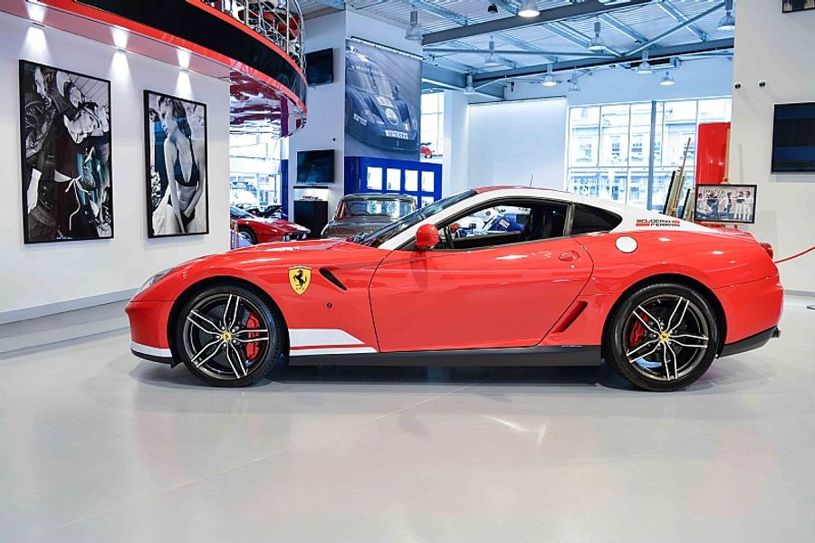 2012 Ferrari 599 GTB Alonso Edition