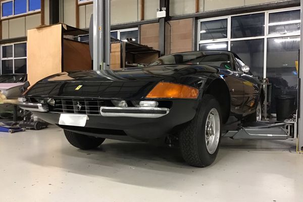 Ferrari 365 GTS/4 Daytona Spyder