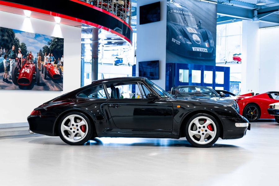 Porsche 993 Carrera 4S LHD