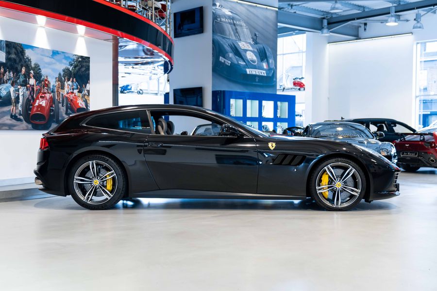 Ferrari GTC4 Lusso