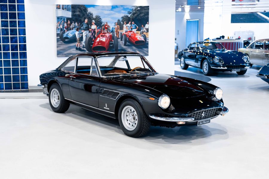 Ferrari 330 GTC LHD