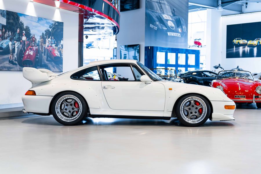 Porsche 911 993 GT2 LHD