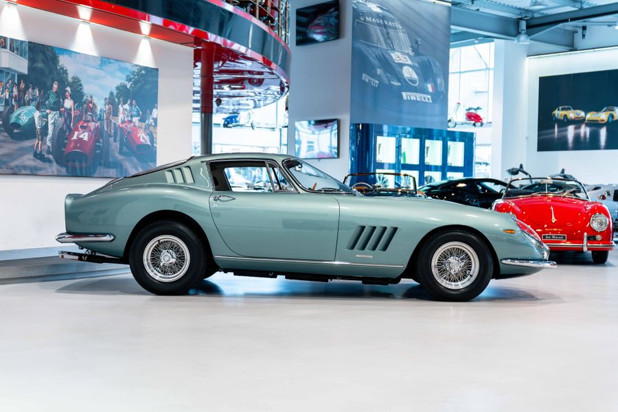 Ferrari 275 GTB/4 LHD