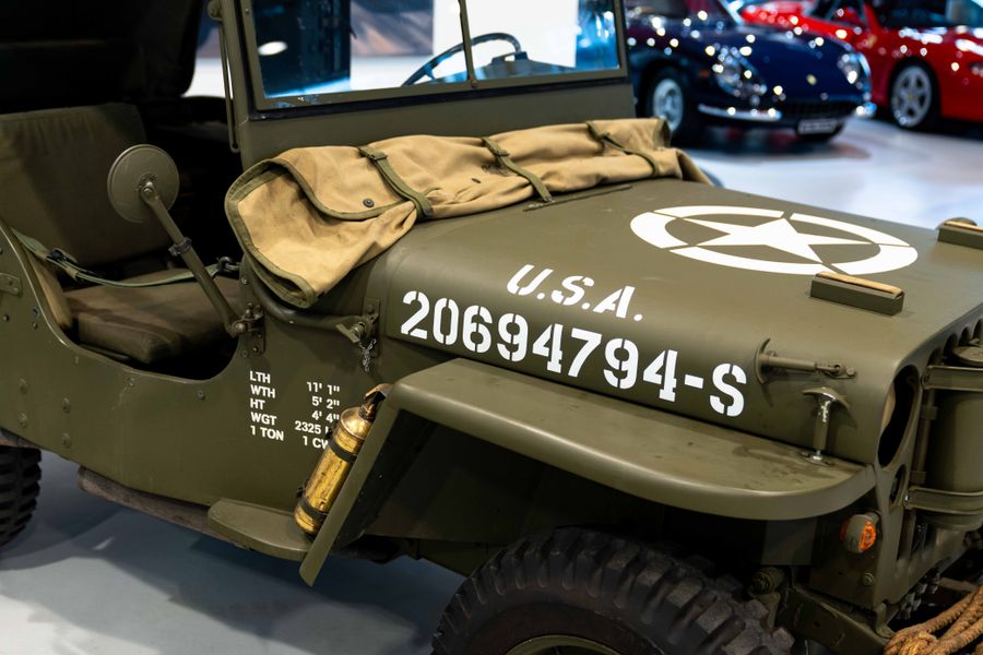 Willys Jeep Radio Car