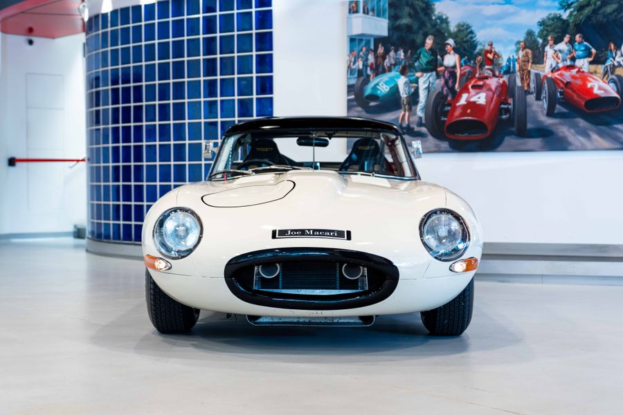 Jaguar E-Type Series 1 Lightweight