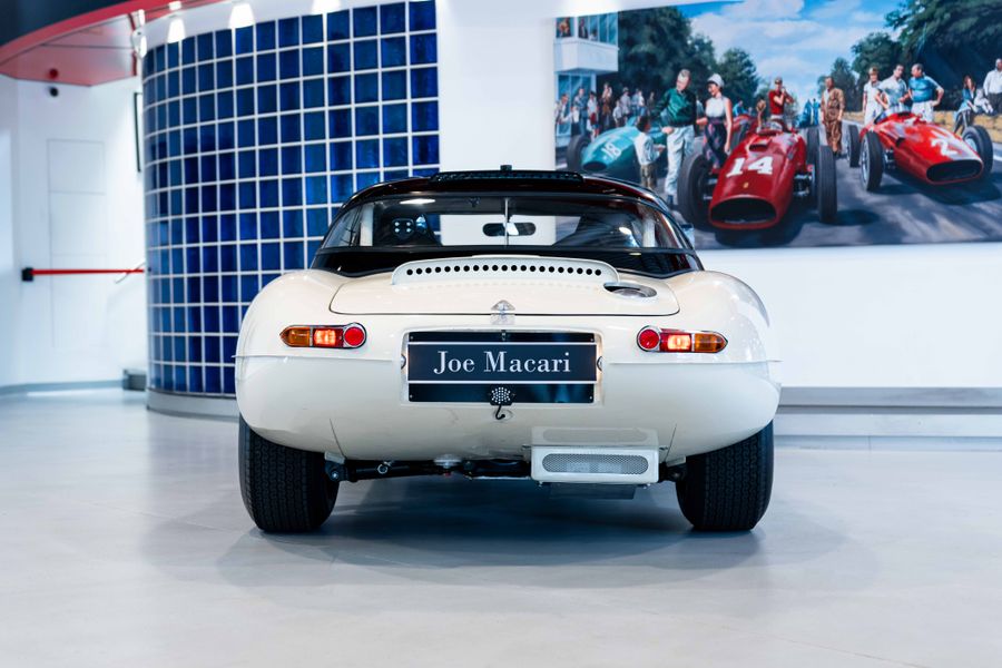 Jaguar E-Type Series 1 Lightweight