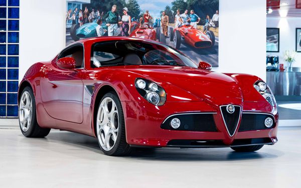 Alfa Romeo 8C Competizione