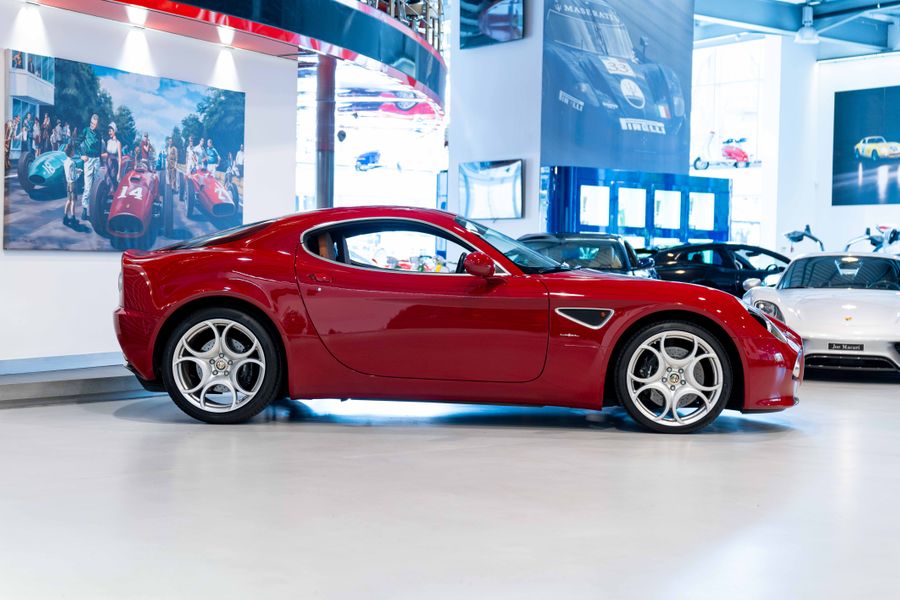 Alfa Romeo 8C Competizione