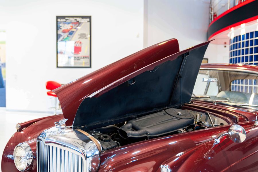 Bentley S2 Continental Flying Spur Saloon