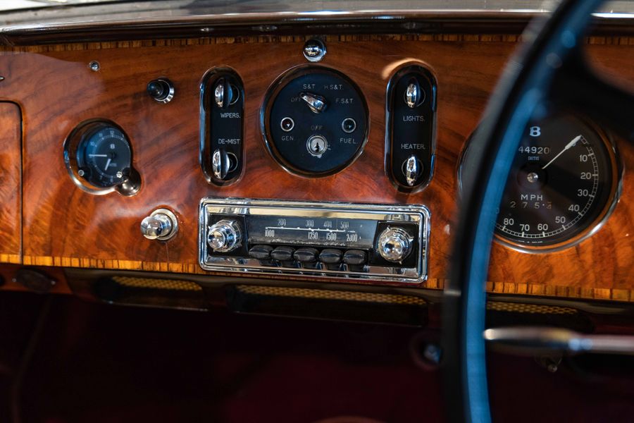 Bentley S2 Continental Flying Spur Saloon