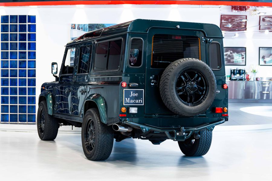 Land Rover Defender Overfinch V8