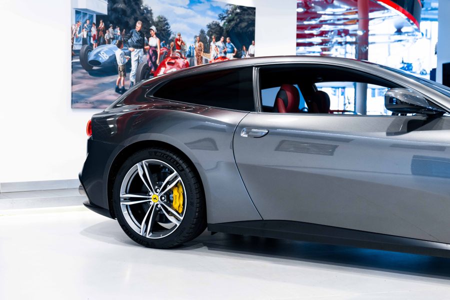 Ferrari GTC4 Lusso