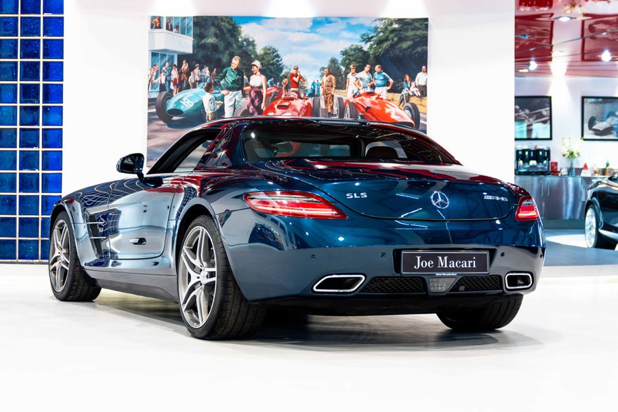 Mercedes-Benz SLS AMG