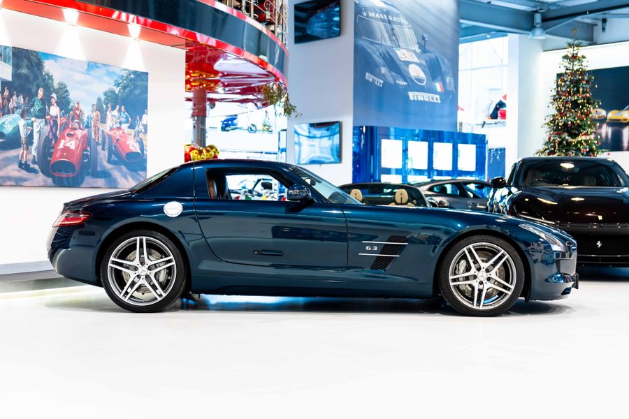 Mercedes-Benz SLS AMG