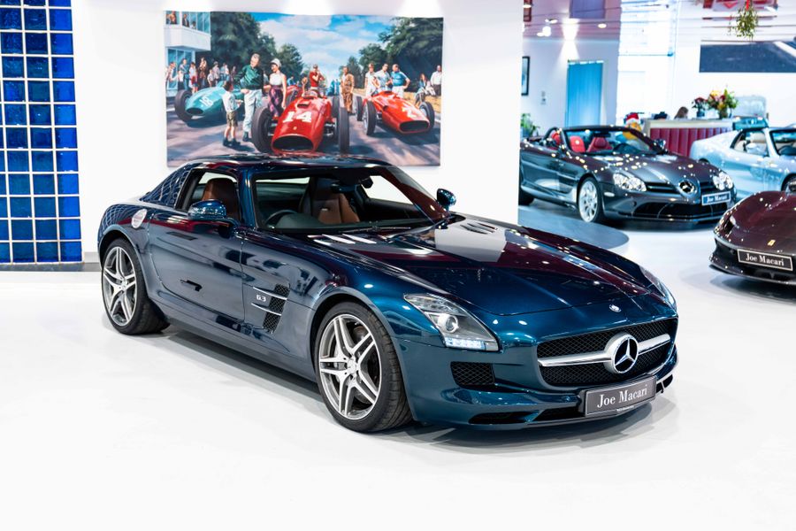 Mercedes-Benz SLS AMG