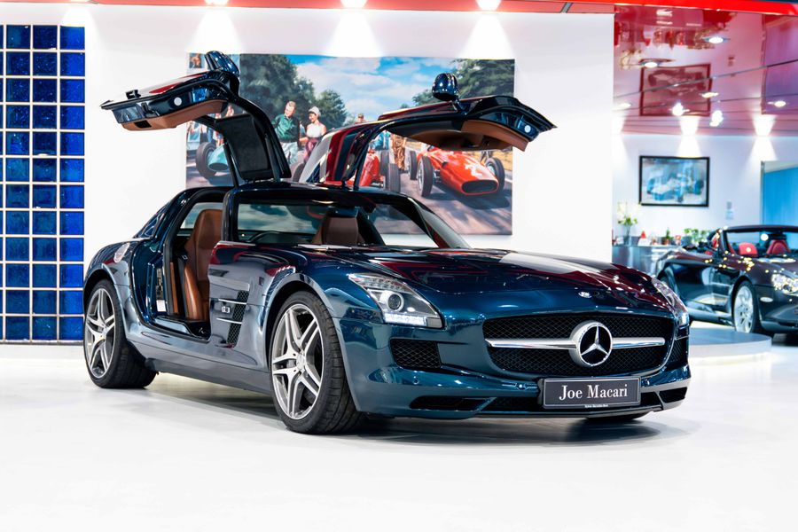 Mercedes-Benz SLS AMG