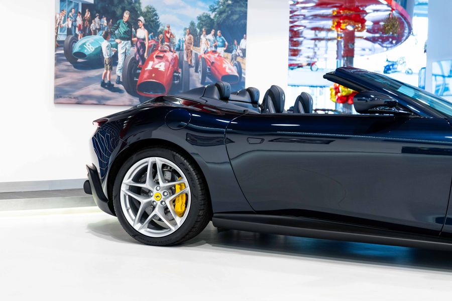 Ferrari Roma Spider