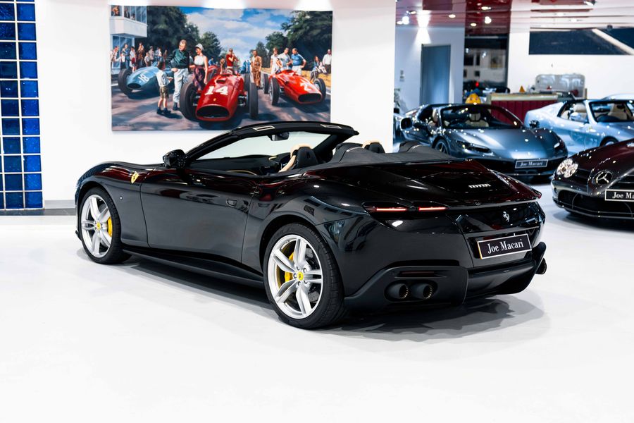 Ferrari Roma Spider